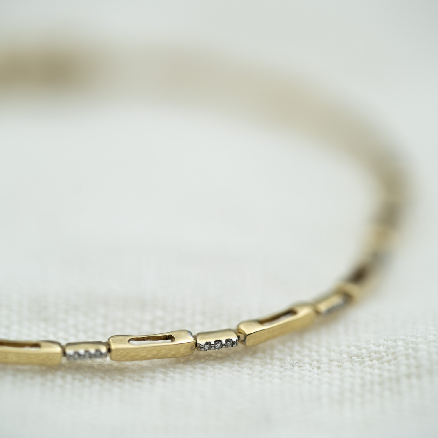 Bilde nummer 3 av Pan Jewelry, Armbånd i 585 gult gull med diamanter 0,10 ct
