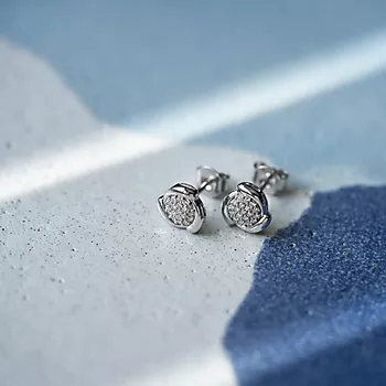 Bilde nummer 4 av Pan Jewelry, Øredobber i 585 hvitt gull med diamanter 0,12 ct