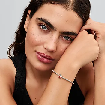 Bilde nummer 3 av Pandora Moments, Charm i  925 sølv med sjøstjerne