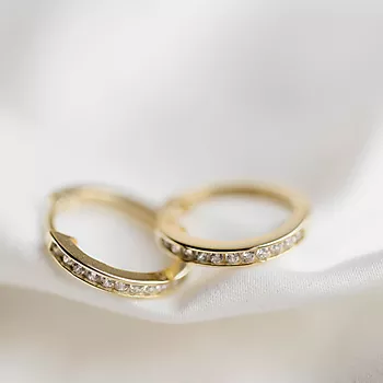 Bilde nummer 3 av Pan Jewelry, Øreringer i 925 forgylt sølv med zirkonia