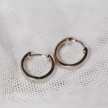 Bilde nummer 2 av Pan Jewelry, Øreringer i 925 sølv