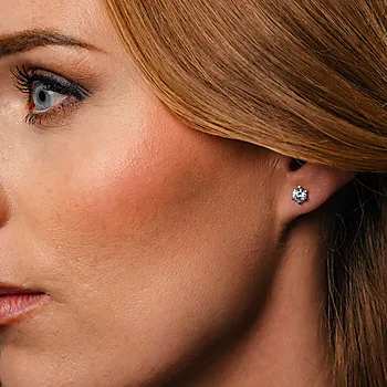 Bilde nummer 2 av Contessa LAB diamantøredobber i 585 hvitt gull 1,00 ct