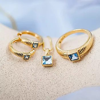 Bilde nummer 4 av Janne Formoe by Pan Jewelry, Ring i forgylt 925 sølv med blå zirkonia