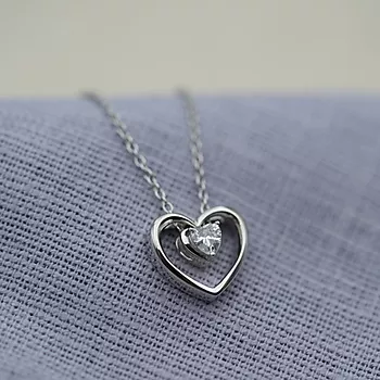 Bilde nummer 3 av Pan Jewelry, Hjerte smykke i sølv med zirkonia