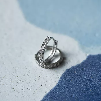 Bilde nummer 4 av Pan Jewelry, Øreringer i 585 hvitt gull med zirkonia