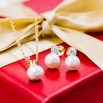 Bilde nummer 4 av Smykkesett i 925 forgylt sølv med perlemor