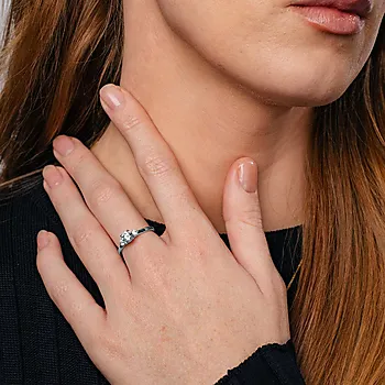 Bilde nummer 2 av Princess LAB diamantring i 585 hvitt gull 0,95 ct