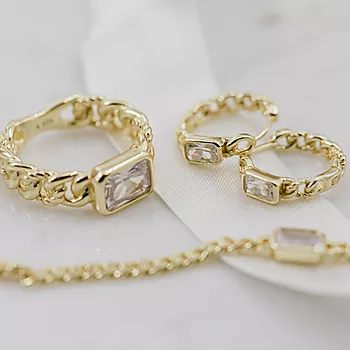 Bilde nummer 3 av Pan Jewelry, Øreringer i forgylt 925 sølv med hvit zirkonia