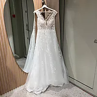 En gang til brudekjole, Ladybird