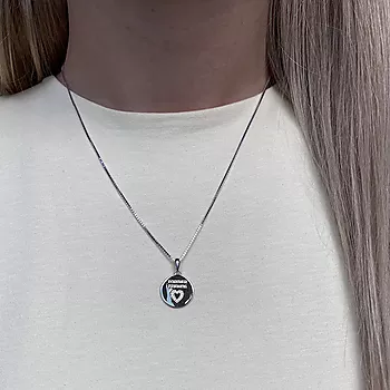 Bilde nummer 2 av Pan Jewelry, Smykke i 925 sølv med hvite zirkonia og teksten "FOREVER FRIENDS"