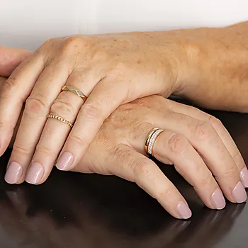Bilde nummer 2 av Pan Jewelry, Ring i 585 gult gull med zirkonia