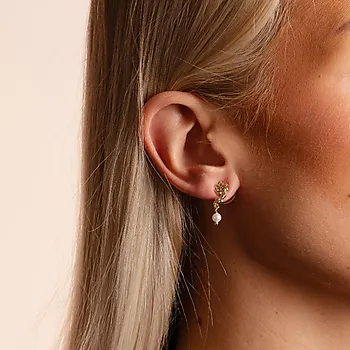 Bilde nummer 2 av Cat øredobber i forgylt messing med glassperle