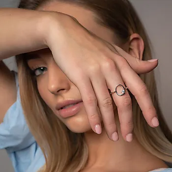 Bilde nummer 2 av Solin ring i 925 sølv