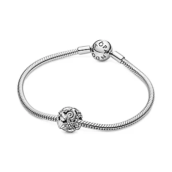 Bilde nummer 4 av Pandora Moments, Charm i 925 sølv med skjell og sjøstjerner