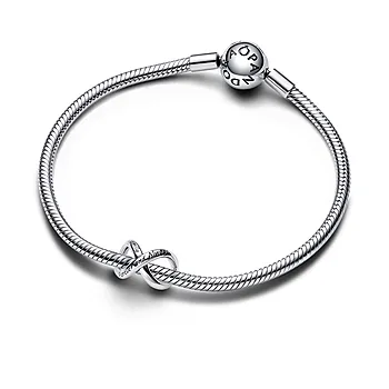 Bilde nummer 4 av Pandora Moments, Charm i 925 sølv med evighetstegn