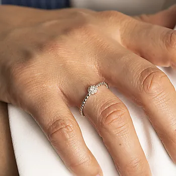 Bilde nummer 2 av Pan Jewelry, Ring i 925 rhodinert sølv med zirkonia