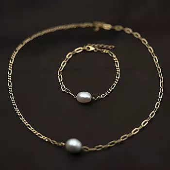Bilde nummer 3 av Pan Jewelry, Armbånd i 925 forgylt sølv med ferskvannsperle