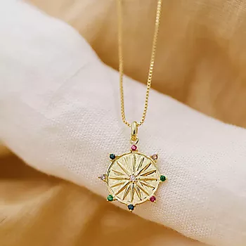 Bilde nummer 2 av Janne Formoe by Pan Jewelry, Smykke i 925 forgylt sølv med sirkel og zirkonia