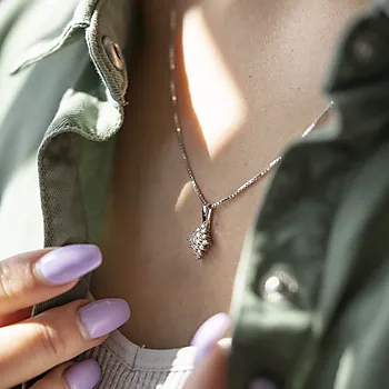 Bilde nummer 2 av Pan Jewelry, Anheng i 585 hvitt gull med diamanter 0,33 ct