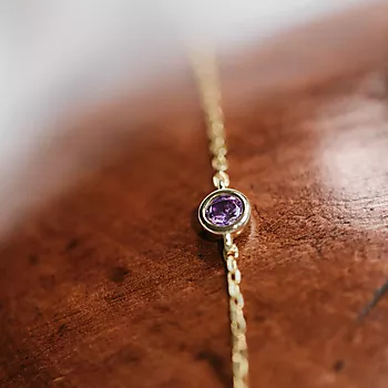 Bilde nummer 3 av Pan Jewelry, Armbånd i 925 forgylt sølv med lilla zirkonia