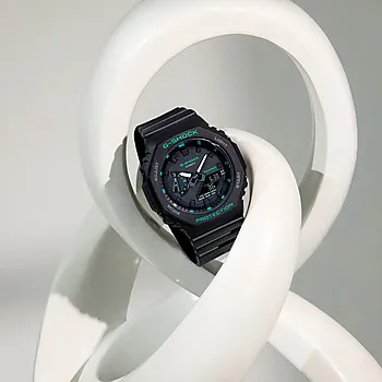Bilde nummer 3 av G-Shock dameklokke med digital visning