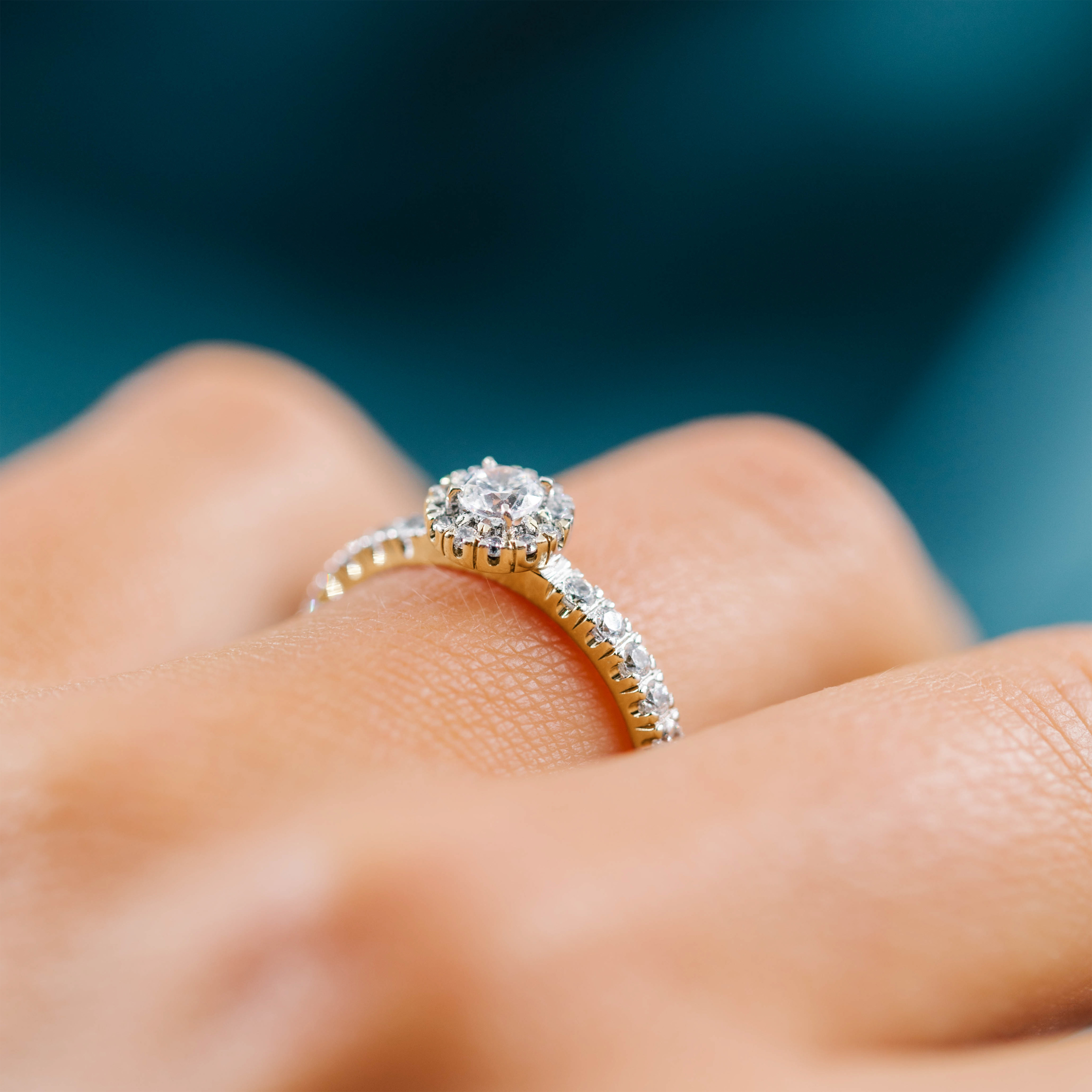 Bilde nummer 2 av Moments by Pan Jewelry, Diamantring Delight i 585 gult gull 0,56 CT | 2,1 mm bredde