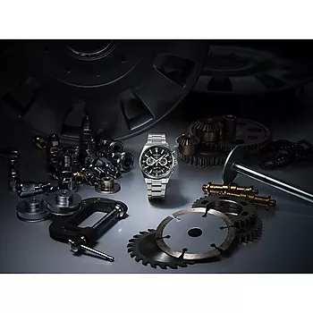 Bilde nummer 4 av Seiko, Basic herreklokke med stållenke og kronograf