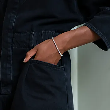 Bilde nummer 4 av Tennisarmbånd i 925 sølv med zirkonia