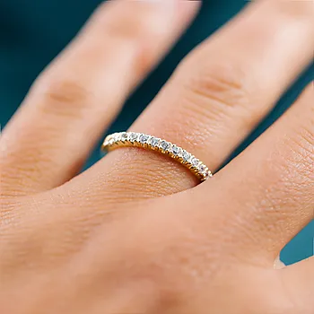 Bilde nummer 2 av Moments by Pan Jewelry, Diamantring Faith i 585 gult gull0,26 CT | 2,1 mm bredde
