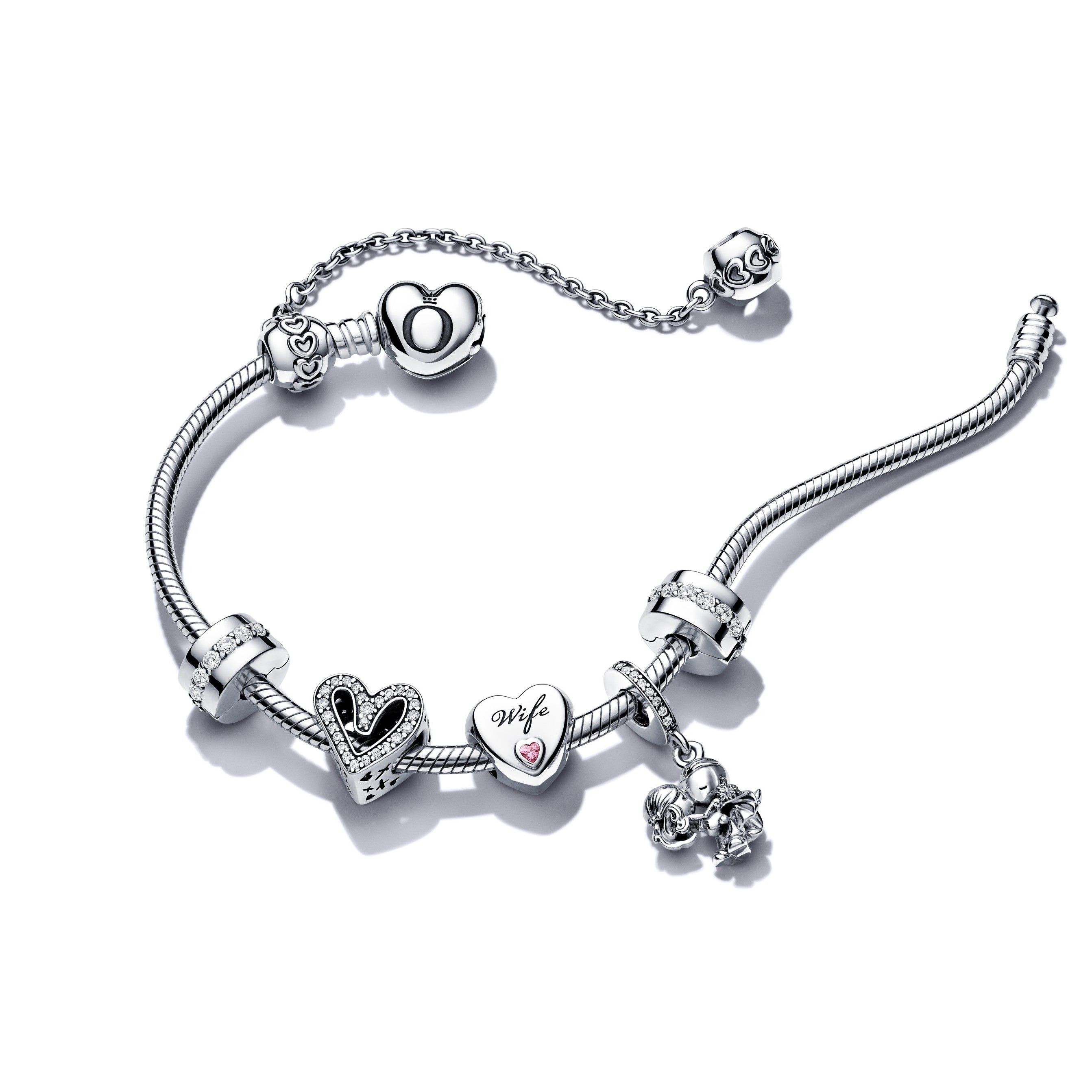 Bilde nummer 4 av Pandora Moments, Armbånd i 925 sølv med hjertelås