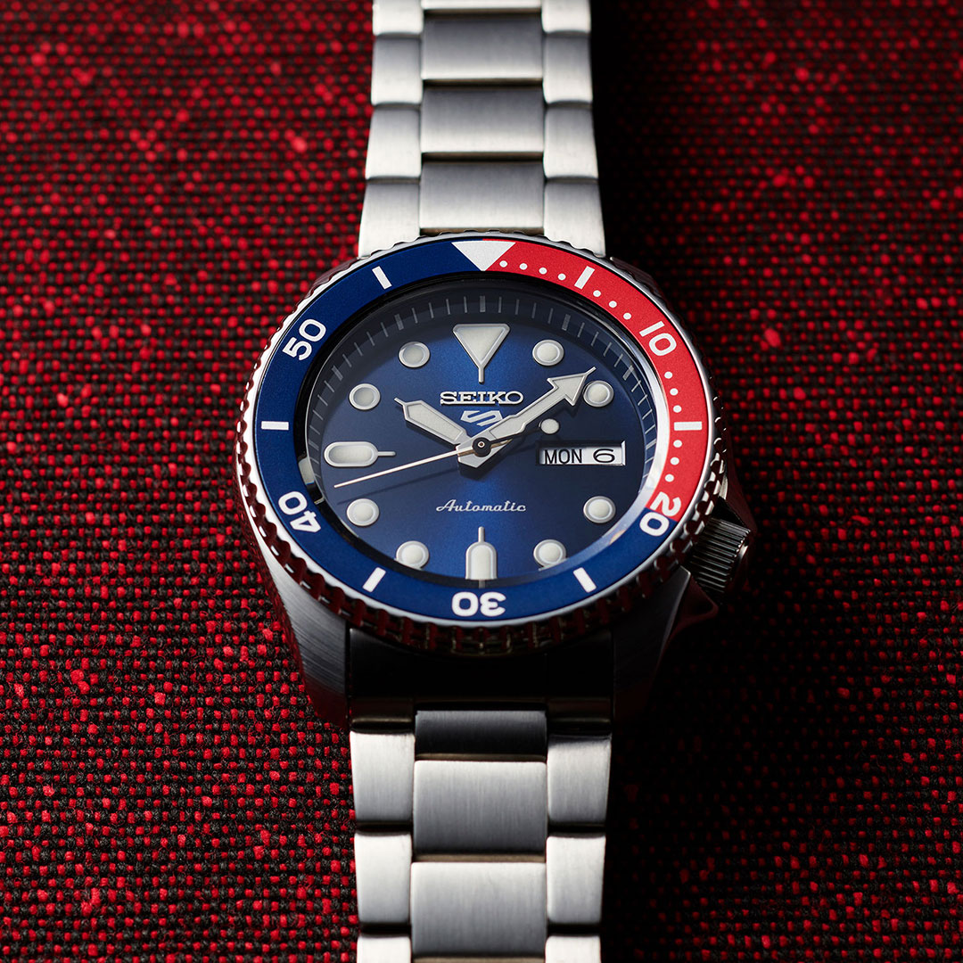 Bilde nummer 2 av Seiko, 5 Sports Automatic herreklokke med stållenke