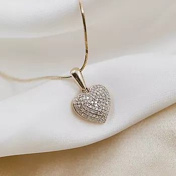 Bilde nummer 4 av Clara diamantsmykke i 375 gult gull 0,25 ct