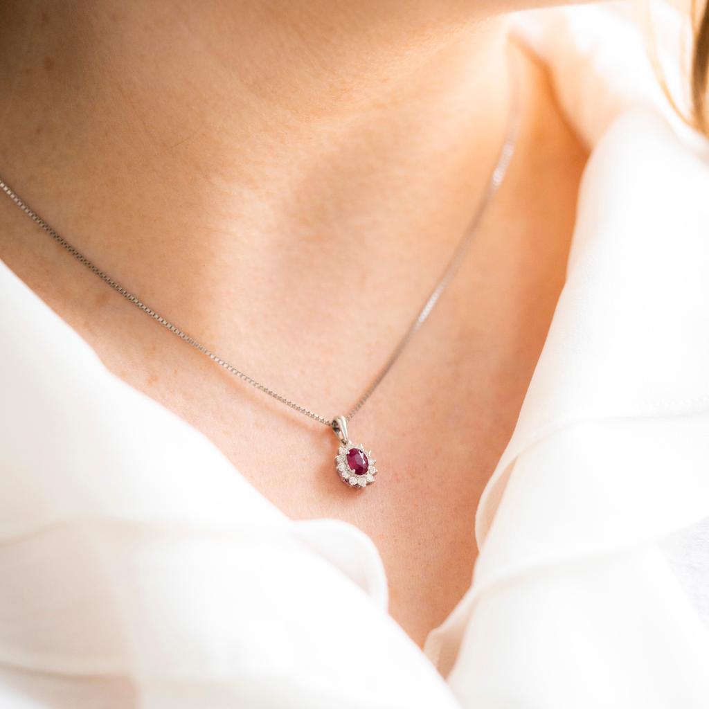 Bilde nummer 3 av Gold Collection, Anheng i 585 hvitt gull med diamanter 0,24 ct og rubin