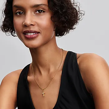 Bilde nummer 2 av Charms i 925 forgylt sølv med kors