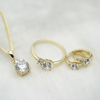 Bilde nummer 3 av Pan Jewelry, Ring i 925 forgylt sølv med zirkonia