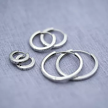 Bilde nummer 3 av Pan Jewelry, Øreringer i sølv