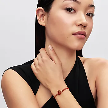 Bilde nummer 3 av Disney charms i forgylt med Mulan Mushu