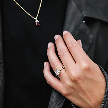 Bilde nummer 2 av Pan Jewelry, 2-i-1 ring i forgylt 925 sølv med zirkonia og cushion