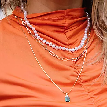 Bilde nummer 3 av Pan Jewelry, Smykke i 925 sølv med barokk ferksvannsperler