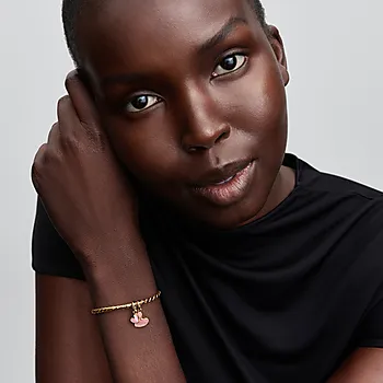 Bilde nummer 2 av Charms mor og datter i 925 forgylt sølv med hjerter