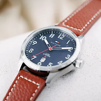 Bilde nummer 2 av Tommy Hilfiger, Forrest herreklokke i stål med brun skinnrem