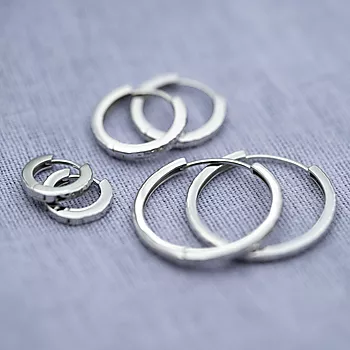 Bilde nummer 3 av Pan Jewelry, Øreringer i sølv