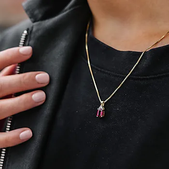 Bilde nummer 2 av Michelle smykke i 585 gult gull med diamant 0,06 ct og rhodolitt