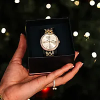 Bilde nummer 3 av Natalie dameklokke i gullfarget stål med zirkonia