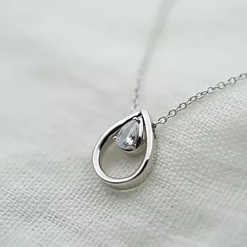 Bilde nummer 3 av Pan Jewelry, Dråpe smykke i sølv med zirkonia