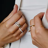 Bilde nummer 2 av Ring i 925 flerfarget sølv med zirkonia