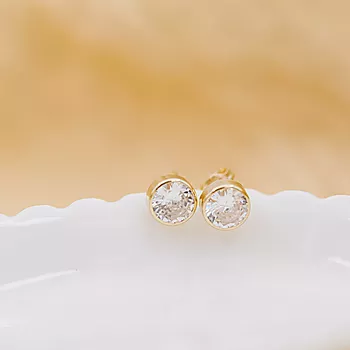 Bilde nummer 2 av Pan Jewelry, Øredobber i 585 gult gull med zirkonia