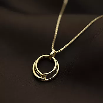 Bilde nummer 3 av Pan Jewelry, Anheng i 585 gult gull med sirkel