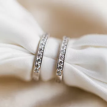 Bilde nummer 2 av Pan Jewelry, Øreringer i 925 sølv med zirkonia