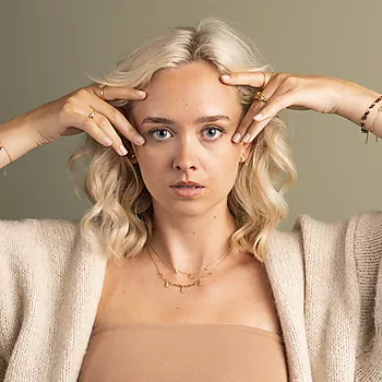 Bilde nummer 2 av Shapes by Gulldia, Rain øredobber i forgylt 925 sølv med zirkonia